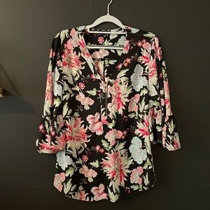 Flowy sleeve top